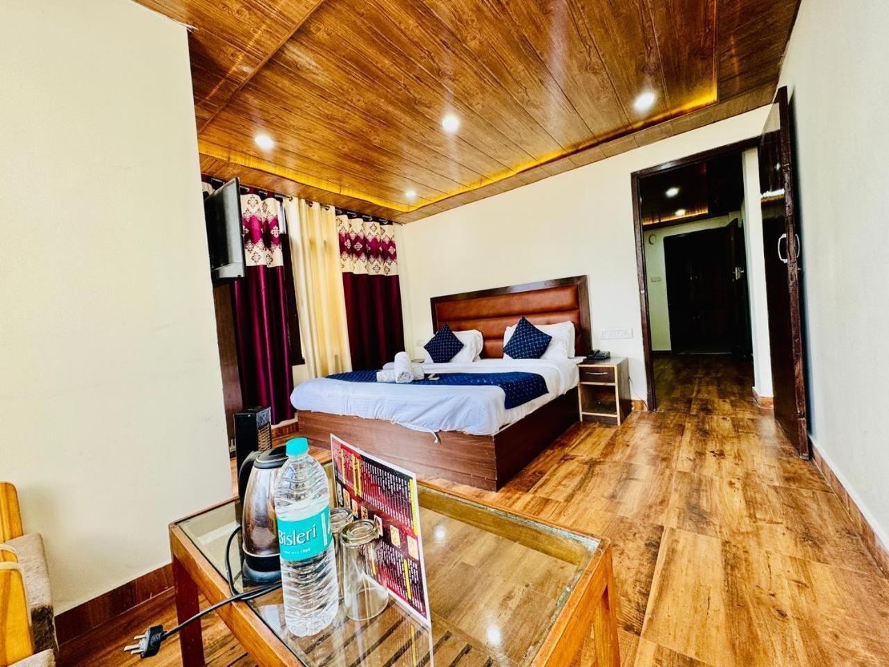 Royal Majestic View Point Lodge Manali  Exterior photo