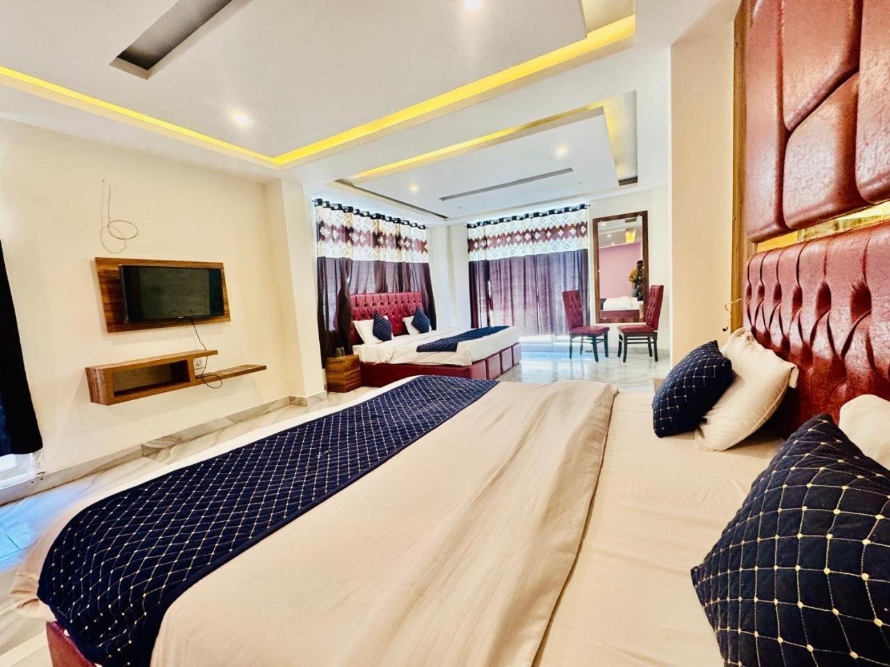 Royal Majestic View Point Lodge Manali  Exterior photo